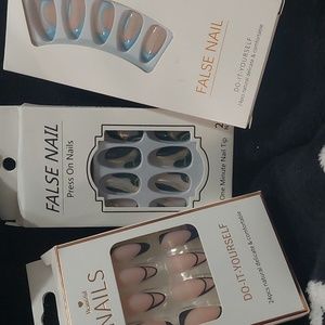 NEW Lot of 3 press on nails